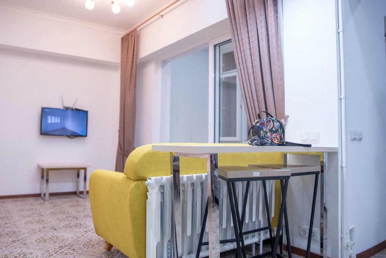 Студия В Центре Ташкента Exterior foto