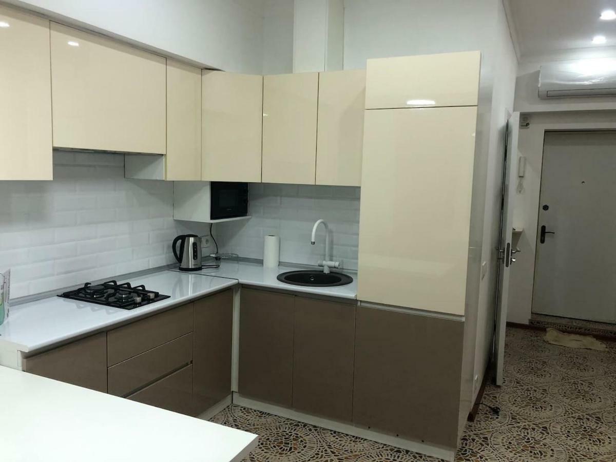 Студия В Центре Ташкента Exterior foto